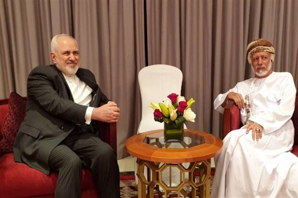 وزیران خارجه ایران و عمان دیدار و گفتگو کردند