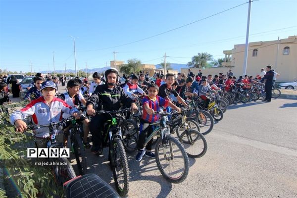 برگزاری اولین دوره المپیاد دوچرخه سواری دانش آموزی در  شهرستان خنج