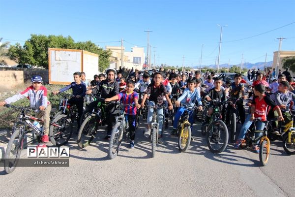 برگزاری اولین دوره المپیاد دوچرخه سواری دانش آموزی در  شهرستان خنج
