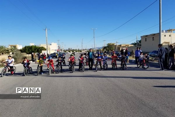 برگزاری اولین دوره المپیاد دوچرخه سواری دانش آموزی در  شهرستان خنج