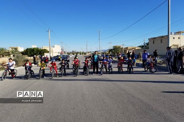 برگزاری اولین دوره المپیاد دوچرخه سواری دانش آموزی در  شهرستان خنج