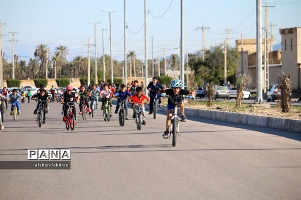 برگزاری اولین دوره المپیاد دوچرخه سواری دانش آموزی در  شهرستان خنج