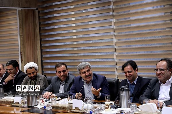 دیدار مدیران سازمان دانش‌آموزی استان‌های سراسر کشور با وزیر آموزش و پرورش