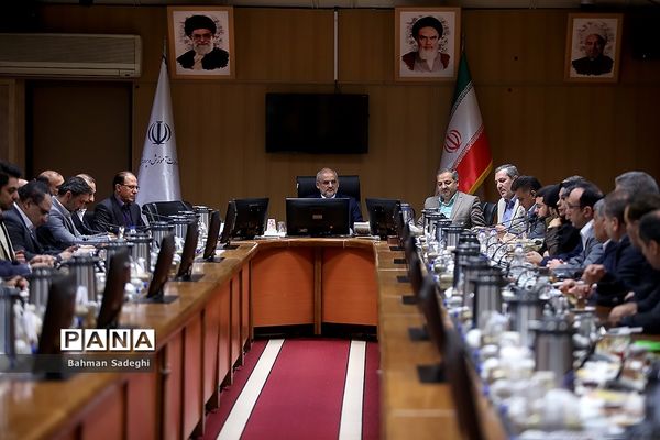 دیدار مدیران سازمان دانش‌آموزی استان‌های سراسر کشور با وزیر آموزش و پرورش