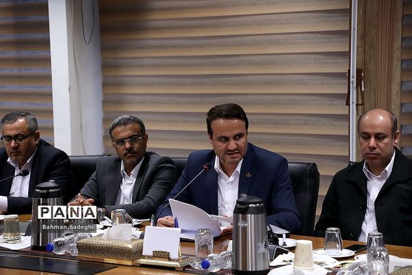 دیدار مدیران سازمان دانش‌آموزی استان‌های سراسر کشور با وزیر آموزش و پرورش