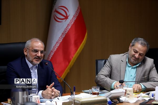 دیدار مدیران سازمان دانش‌آموزی استان‌های سراسر کشور با وزیر آموزش و پرورش