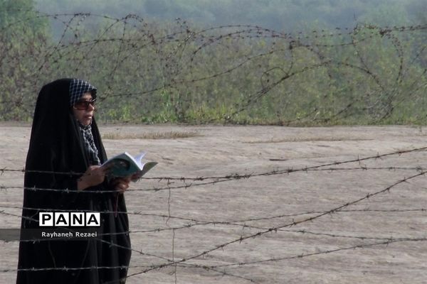 دعوت نامه خانه خورشید تو را به مهمانی خاک ها می خواند