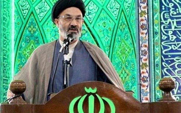 امام جمعه فیروزکوه:متقین کسانی هستند که درفکر گسترش عدالت باشند