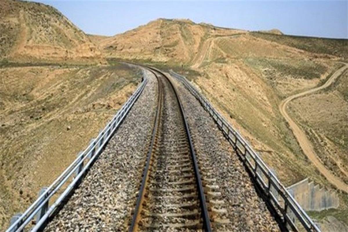 مدیرکل راه آهن استان یزد: طرح توسعه ایستگاه راه آهن یزد اجرا می شود