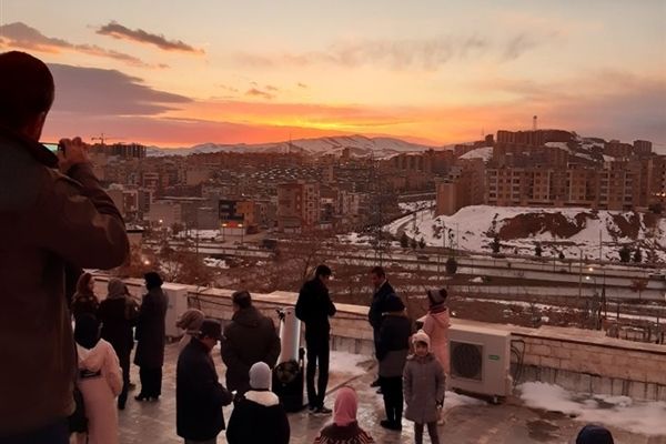 رصد خورشیدگرفتگی در رصدخانه ابن صلاح همدانی