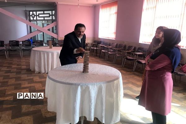 برگزاری المپیاد دانش آموزی بازی های فکری سرگرمی در ناحیه 3 شیراز