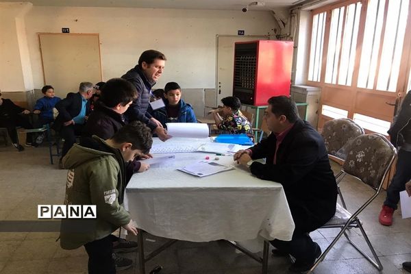 برگزاری المپیاد دانش آموزی بازی های فکری سرگرمی در ناحیه 3 شیراز