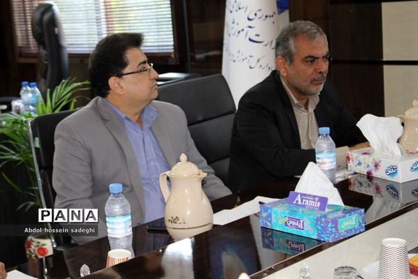 جلسه ستاد هماهنگی و پشتیبانی بسیج دانش‌آموزی استان بوشهر
