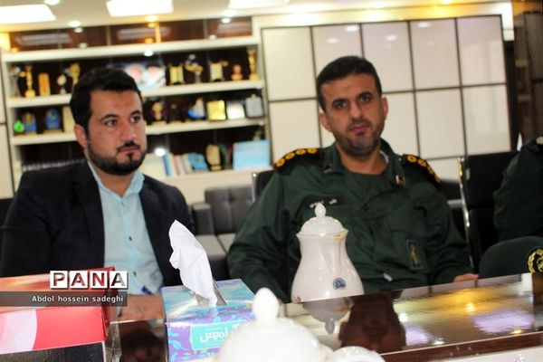 جلسه ستاد هماهنگی و پشتیبانی بسیج دانش‌آموزی استان بوشهر