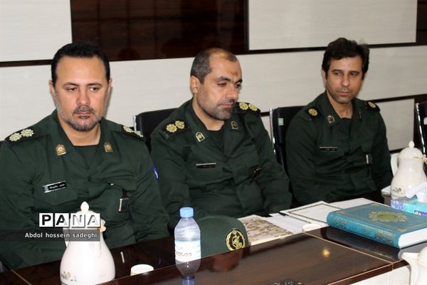 جلسه ستاد هماهنگی و پشتیبانی بسیج دانش‌آموزی استان بوشهر