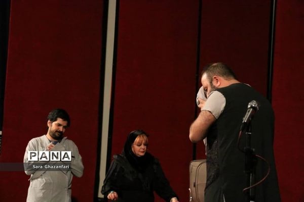 اجرای تئاتر لیگ قهرمانان در ساری