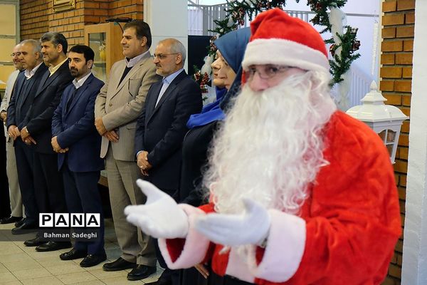 حضور وزیر آموزش و پرورش در جمع دانش آموزان ارامنه
