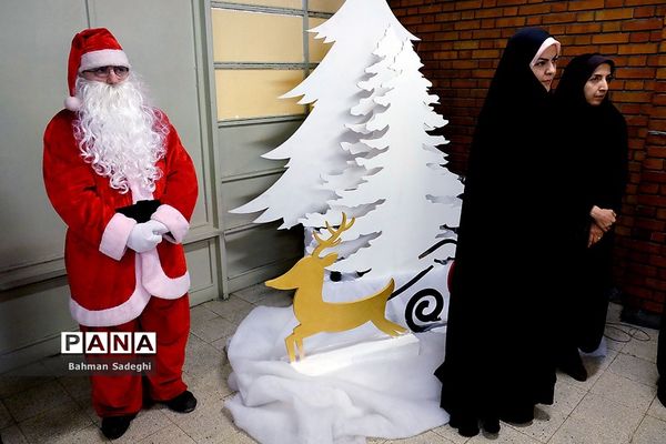 حضور وزیر آموزش و پرورش در جمع دانش آموزان ارامنه