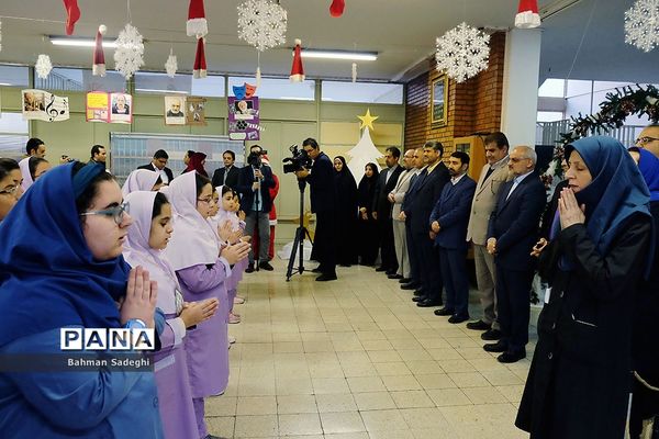 حضور وزیر آموزش و پرورش در جمع دانش آموزان ارامنه
