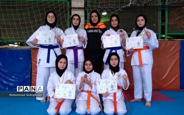کسب مقام قهرمانی کاراته کشوری دختران منطقه19