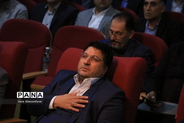 تجلیل از واحدهای برتر حامی حقوق مصرف کنندگان در مازندران
