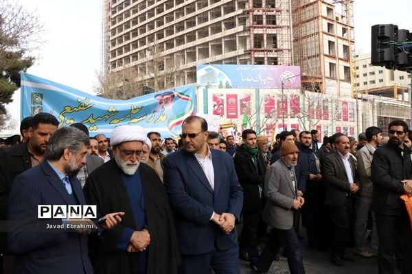 راهپیمایی مردم مشهد در گرامیداشت حماسه 9 دی ماه