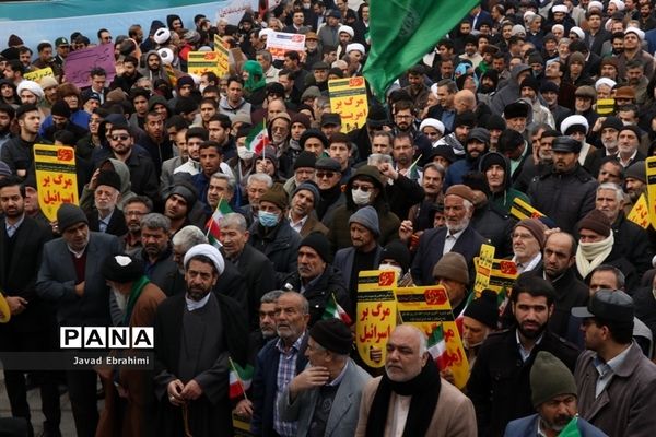 راهپیمایی مردم مشهد در گرامیداشت حماسه 9 دی ماه