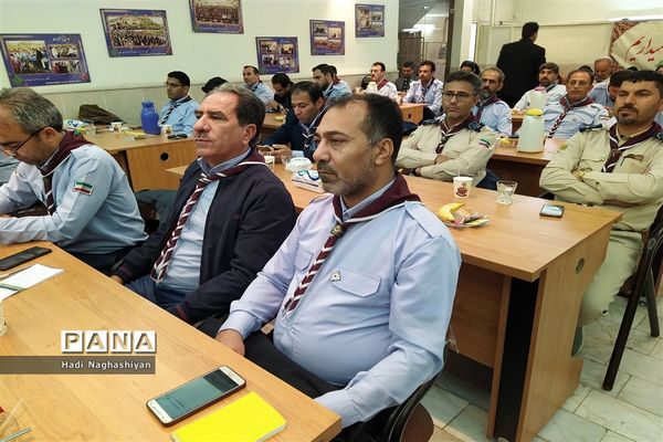 نشست هم‌اندیشی سازمان‌های دانش‌آموزی استان‌های فارس، گلستان و خراسان رضوی در مشهد مقدس