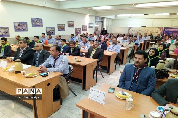 نشست هم‌اندیشی سازمان‌های دانش‌آموزی استان‌های فارس، گلستان و خراسان رضوی در مشهد مقدس