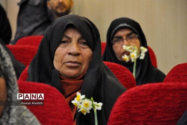 سومین جشن استانی برداشت گل نرگس در شهرستان خوسف