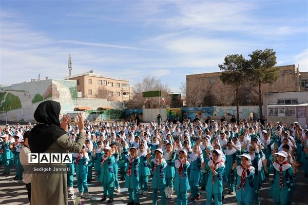 جشن میلاد حضرت زینب (س) در مدارس آباده