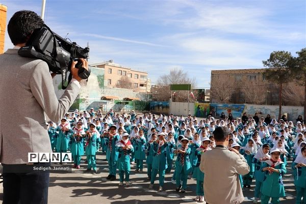 جشن میلاد حضرت زینب (س) در مدارس آباده