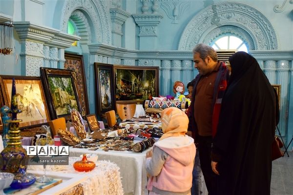 برپایی نمایشگاه صنایع دستی و هنرهای کاربردی آبادان