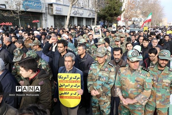 تظاهرات پرشور مردم ارومیه در پی شهادت سردار قاسم سلیمانی