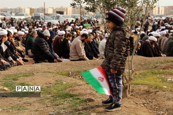 راهپیمایی مردم پردیسان قم به مناسبت شهادت حاج قاسم سلیمانی