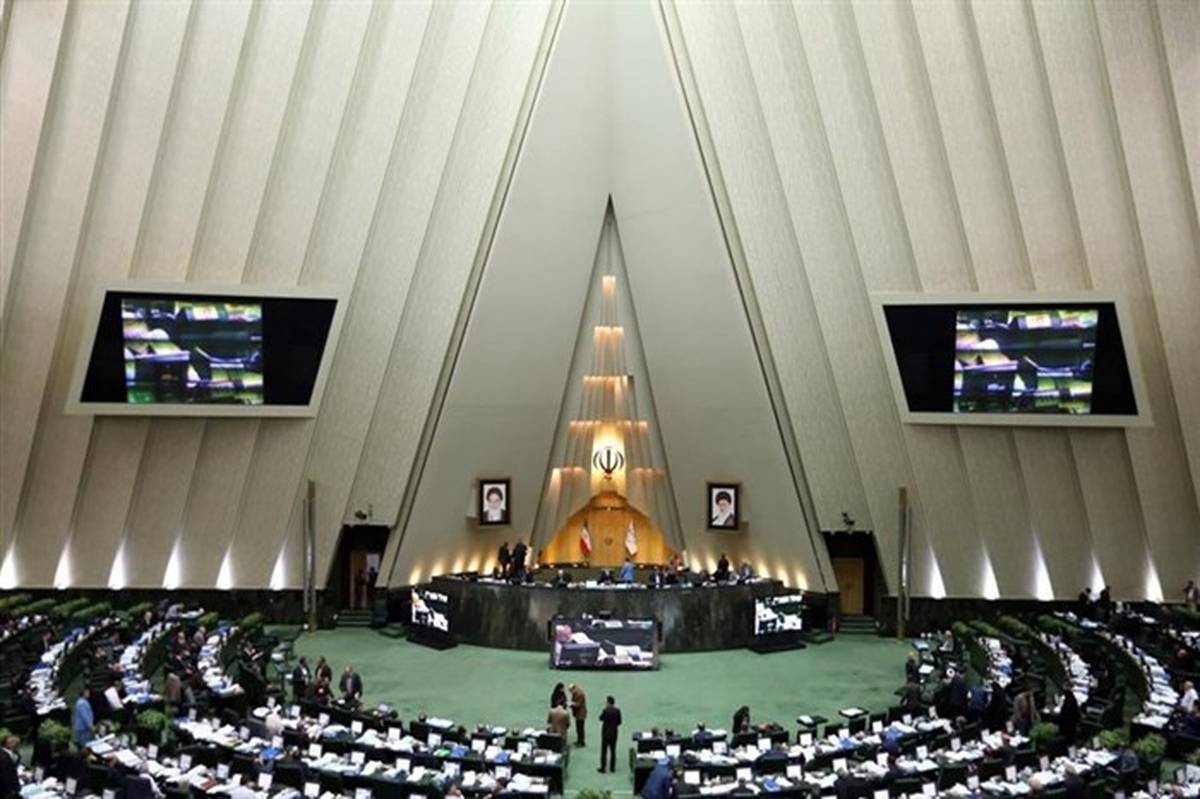 جلسه غیر علنی مجلس برای بررسی ابعاد شهادت سپهبد "سلیمانی"