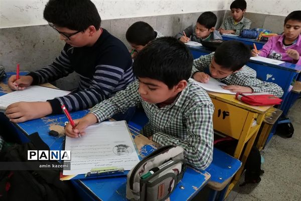 مدارس داراب در سوگ سردار دلها