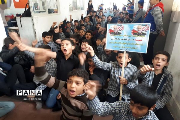 مدارس داراب در سوگ سردار دلها