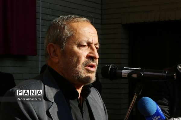 مراسم نامگذاری ساختمان مرکزی مدرسه ماندگار البرز به نام شهید سپهبد قاسم سلیمانی