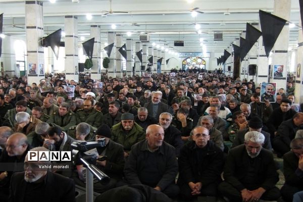 آیین بزرگداشت شهید سردارقاسم سلیمانی در مسجد جامع کرمانشاه