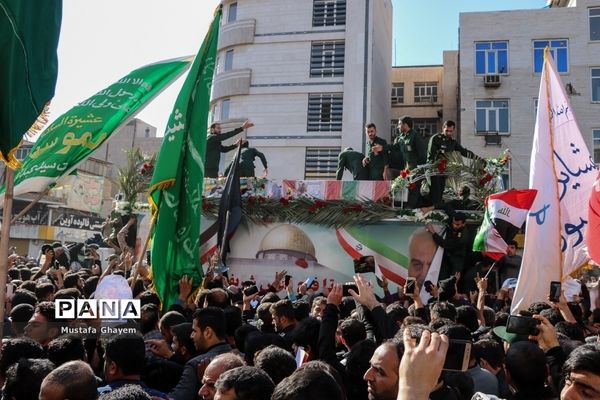 تشییع با شکوه پیکر شهید قاسم سلیمانی در اهواز