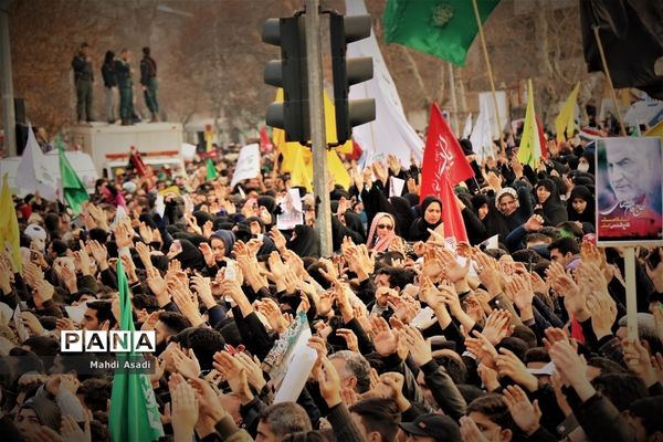مراسم تشییع پیکر مطهر سپهبد شهید قاسم سلیمانی در مشهد مقدس
