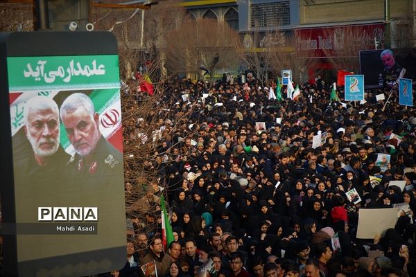 مراسم تشییع پیکر مطهر سپهبد شهید قاسم سلیمانی در مشهد مقدس