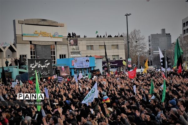 مراسم تشییع پیکر مطهر سپهبد شهید قاسم سلیمانی در مشهد مقدس