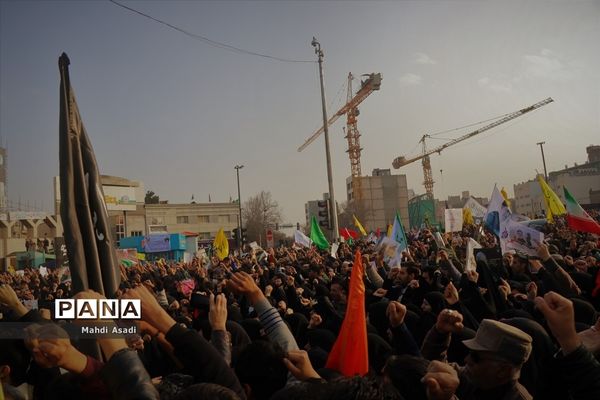 مراسم تشییع پیکر مطهر سپهبد شهید قاسم سلیمانی در مشهد مقدس
