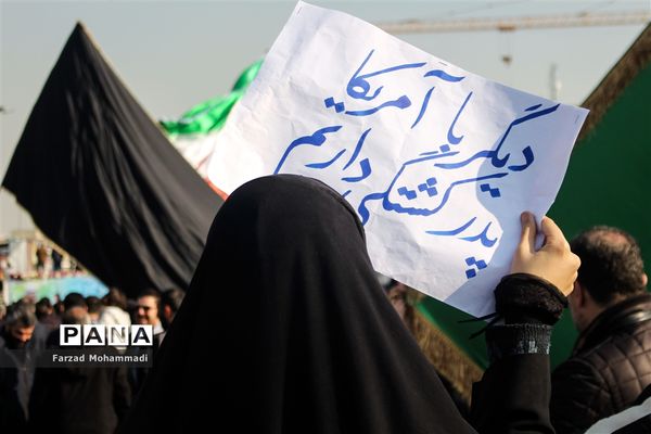 مراسم تشییع پیکر مطهرشهید حاج قاسم سلیمانی و همرزمان شهیدش در تهران