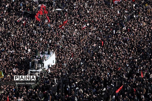تشییع پیکر شهدای مقاومت در تهران-4