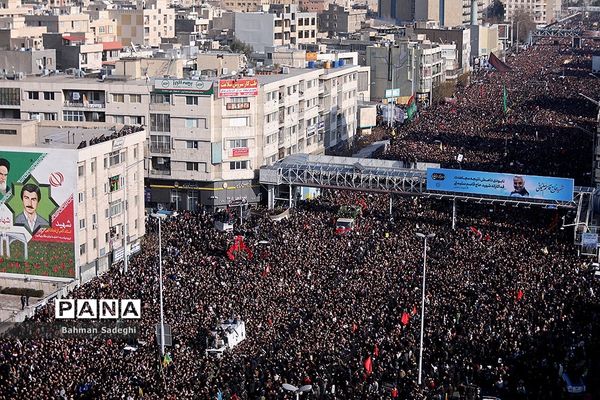 تشییع پیکر شهدای مقاومت در تهران-4