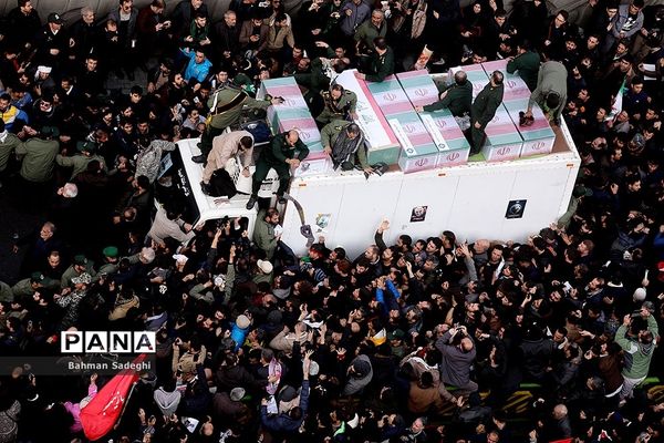 تشییع پیکر شهدای مقاومت در تهران-4