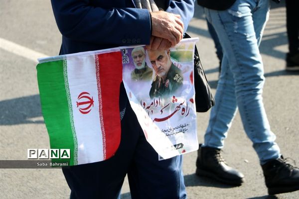 وداع پرشورمردم تهران با سپهبد شهیدسردار قاسم سلیمانی